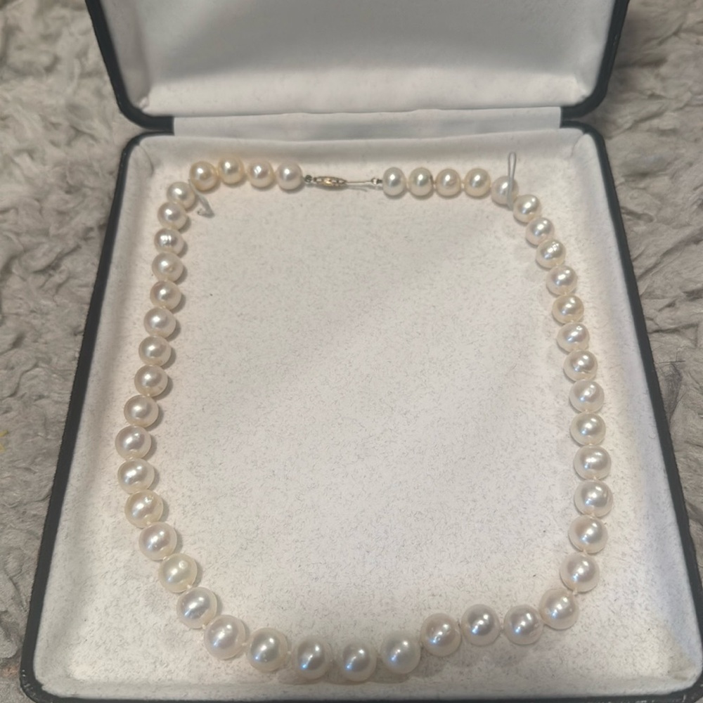 Pearl Necklace